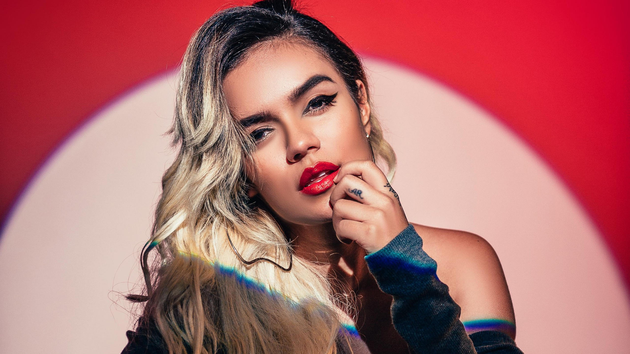 Karol g 2560x1440 photo 4k