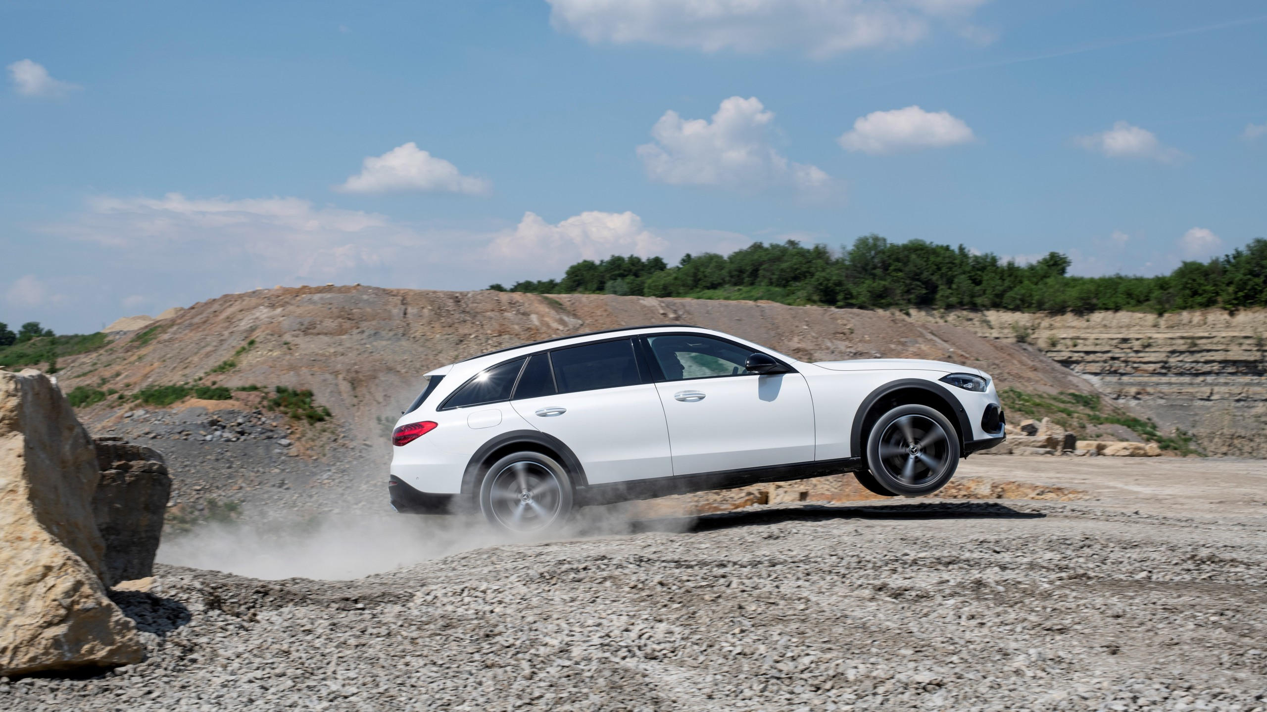 Mercedes benz c 300 all terrain 2560x1440 munich motor show 2021 2021