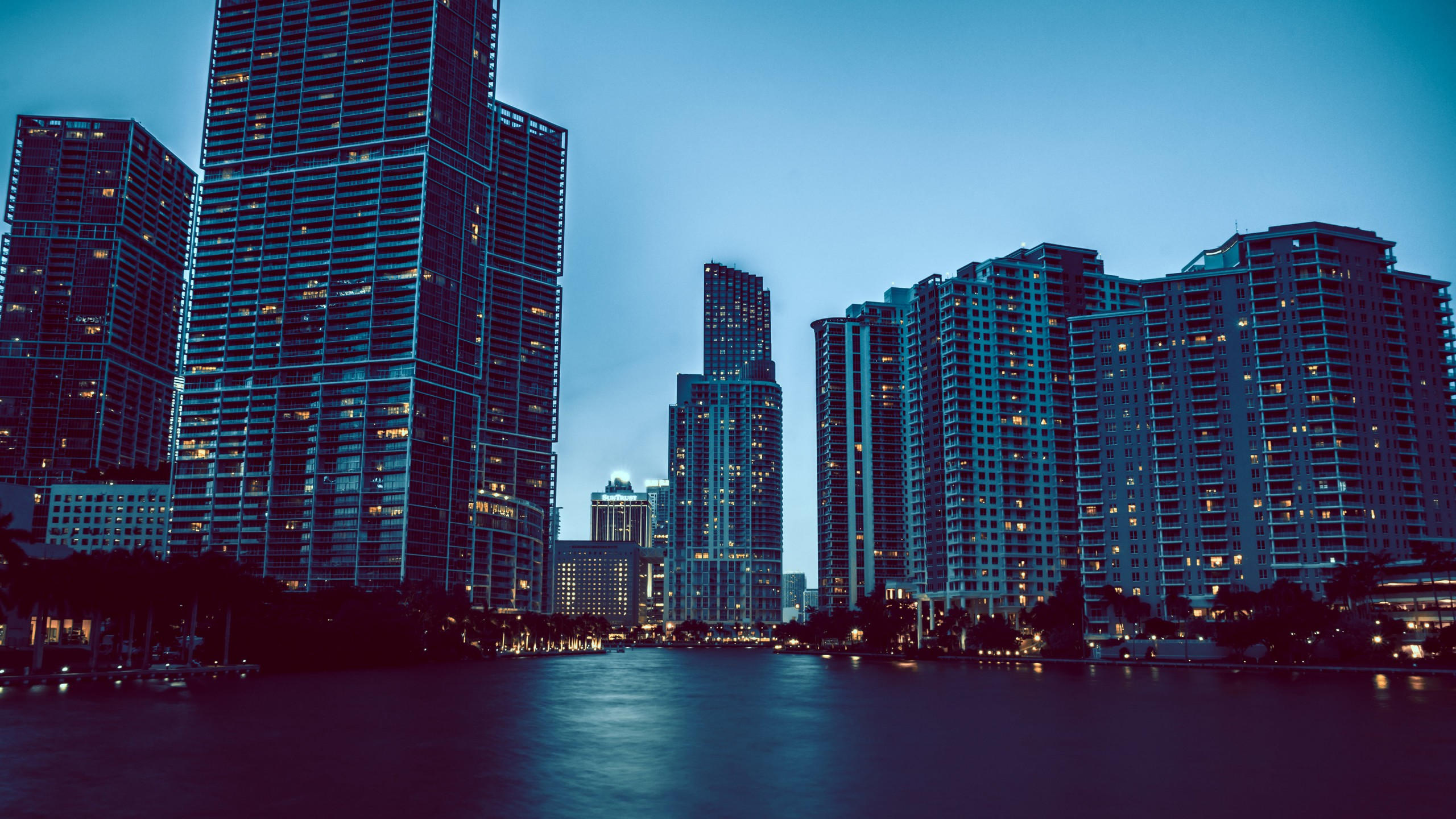 Miami 2560x1440 skyscrapers night cityscapes tourism travel
