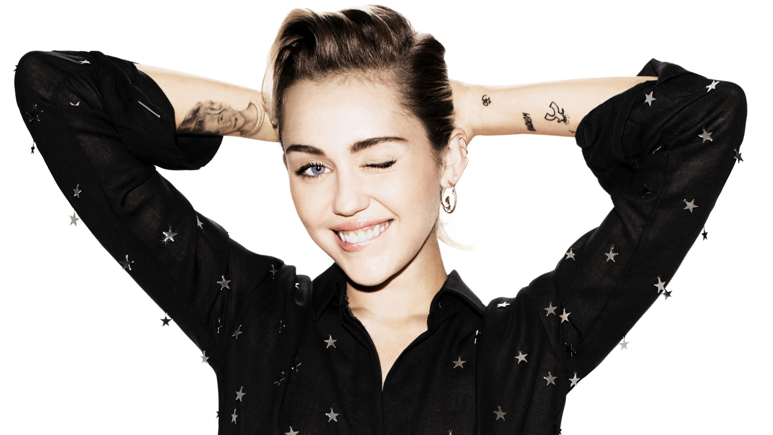Miley cyrus 2560x1440 photo 5k