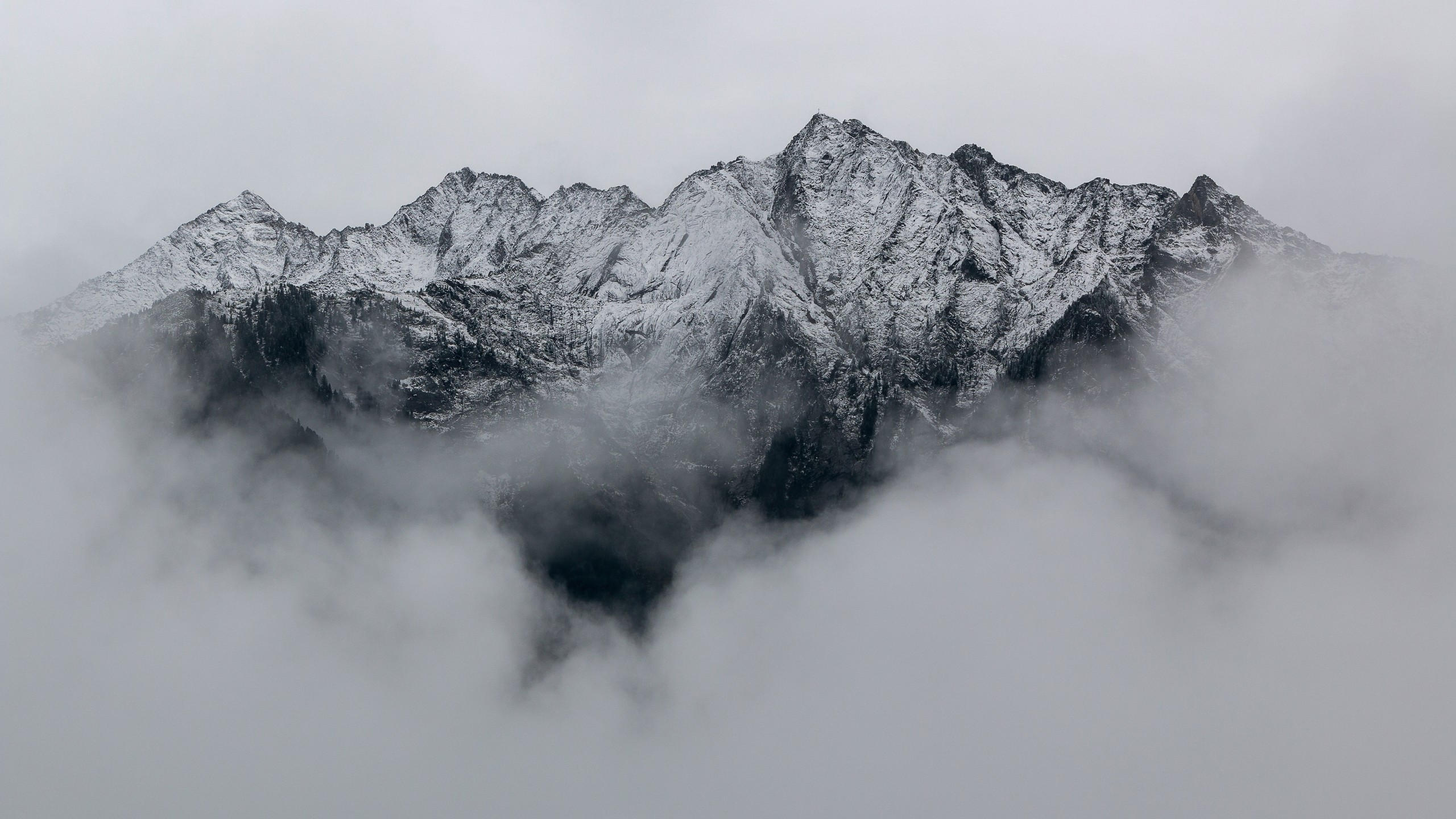 Mountains 2560x1440 clouds 5k