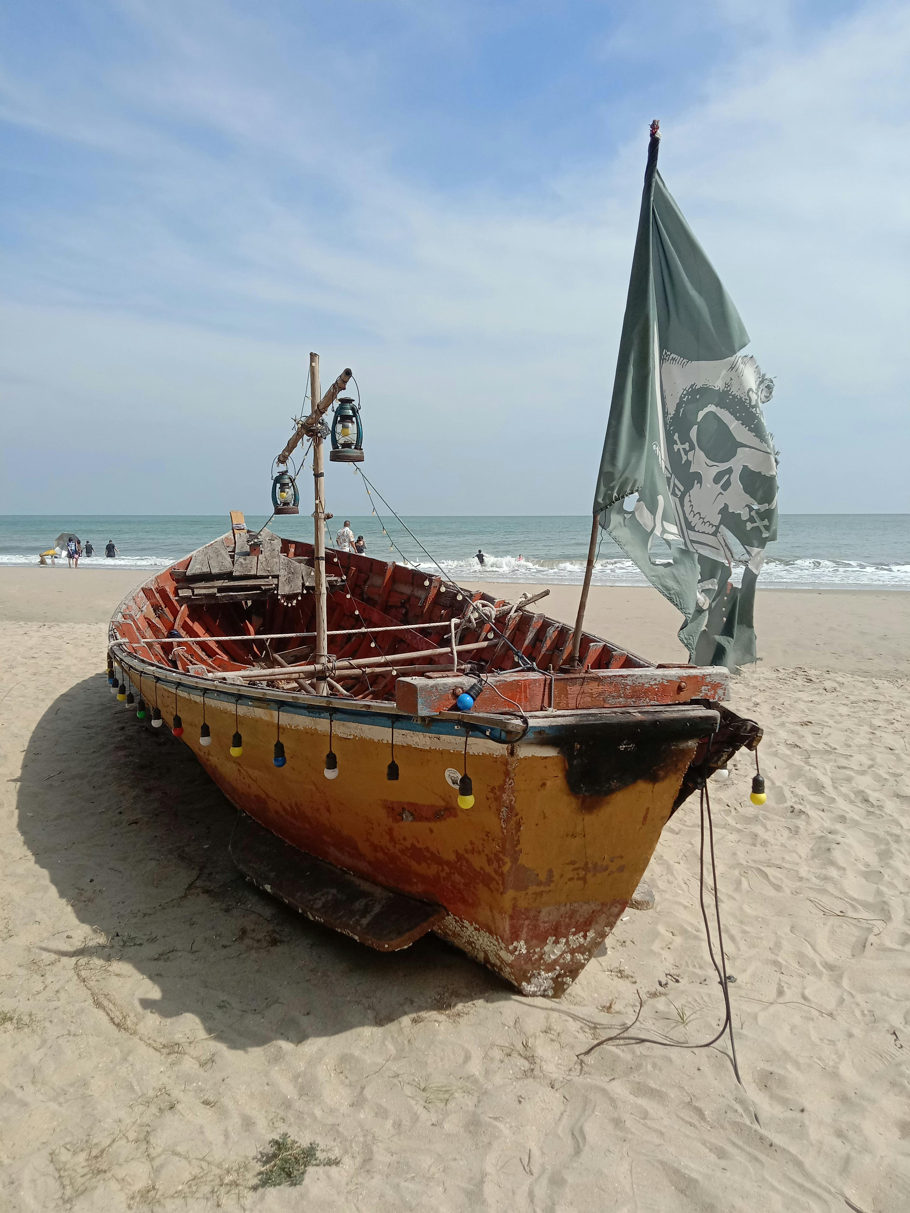 Barco en la playa, fondos de pantalla, naturaleza, mar, paisaje.