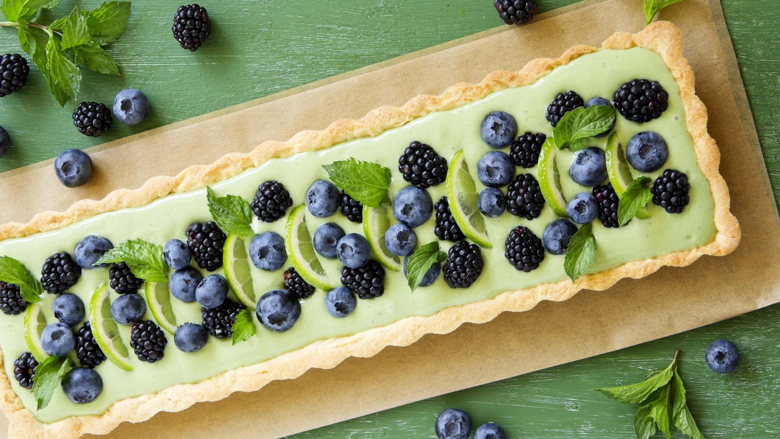 Pie 2560x1440 blueberry blackberry mint delicious 4k