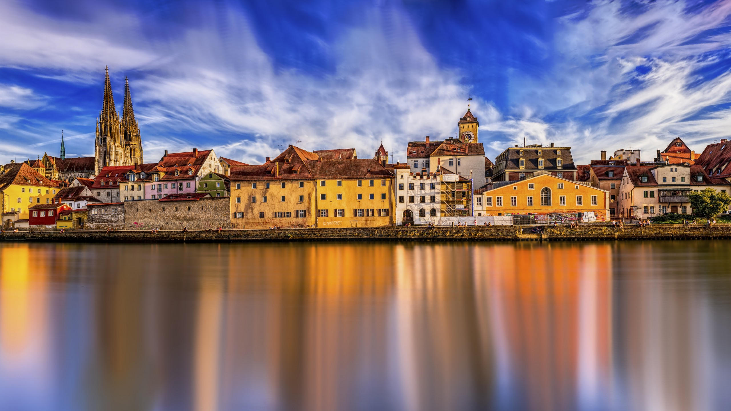 Regensburg 2560x1440 germany river danube 8k