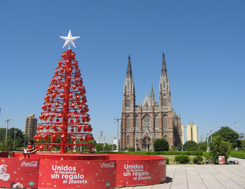 Fondo de pantalla arbol rojo con estrella blanca