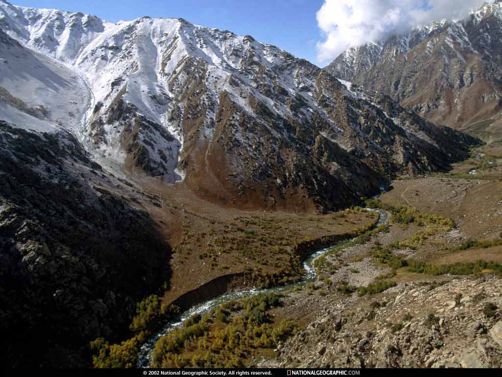 Montañas con nieve