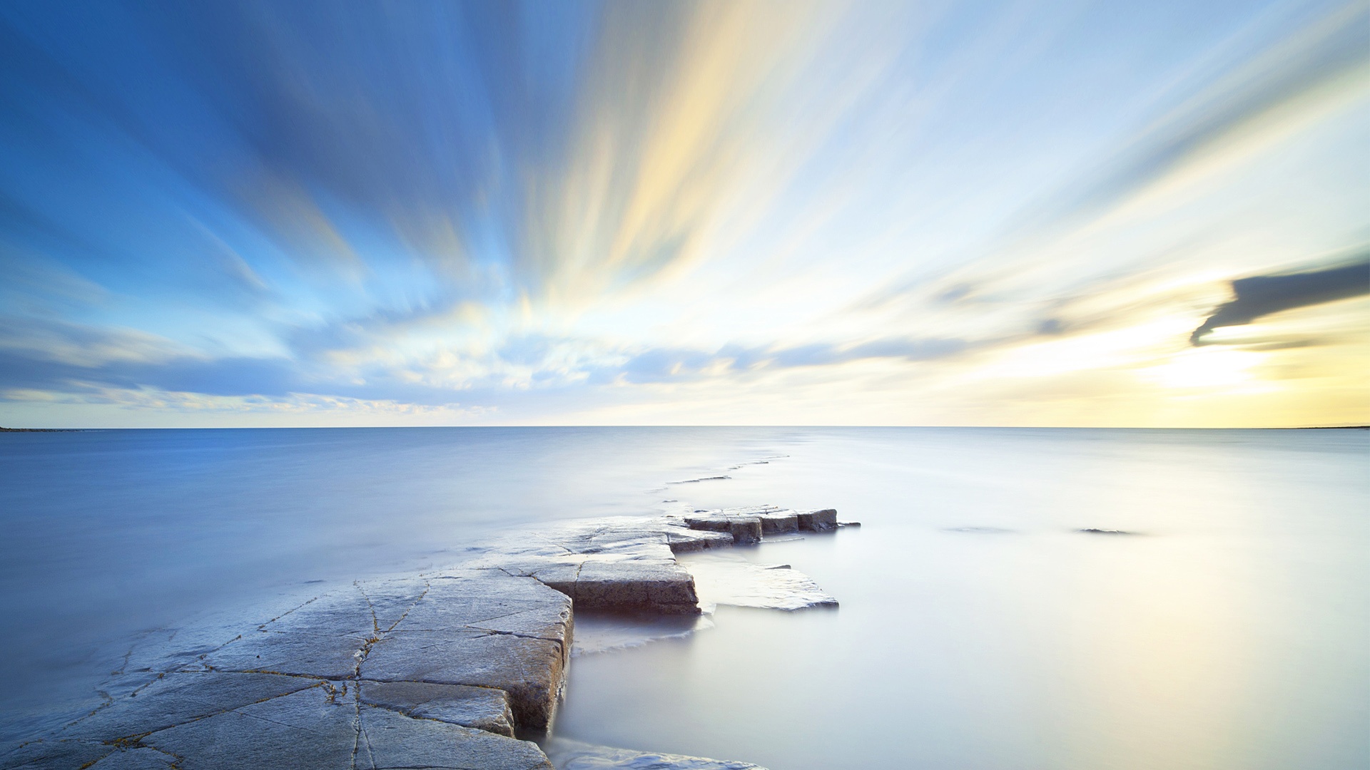 Sea sky horizon